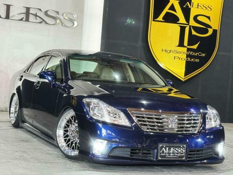 CROWN