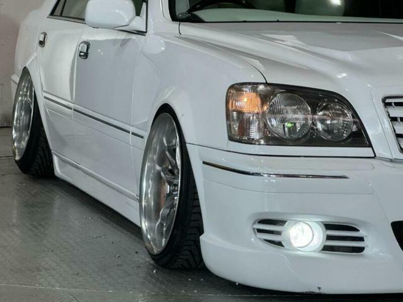CROWN
