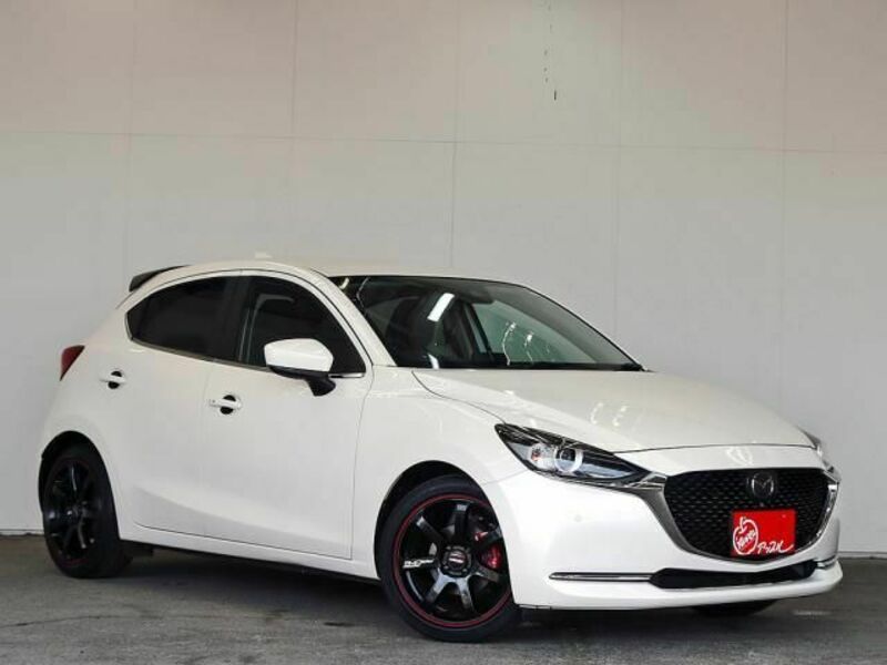 MAZDA2
