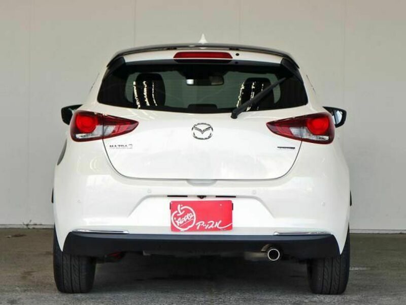MAZDA2