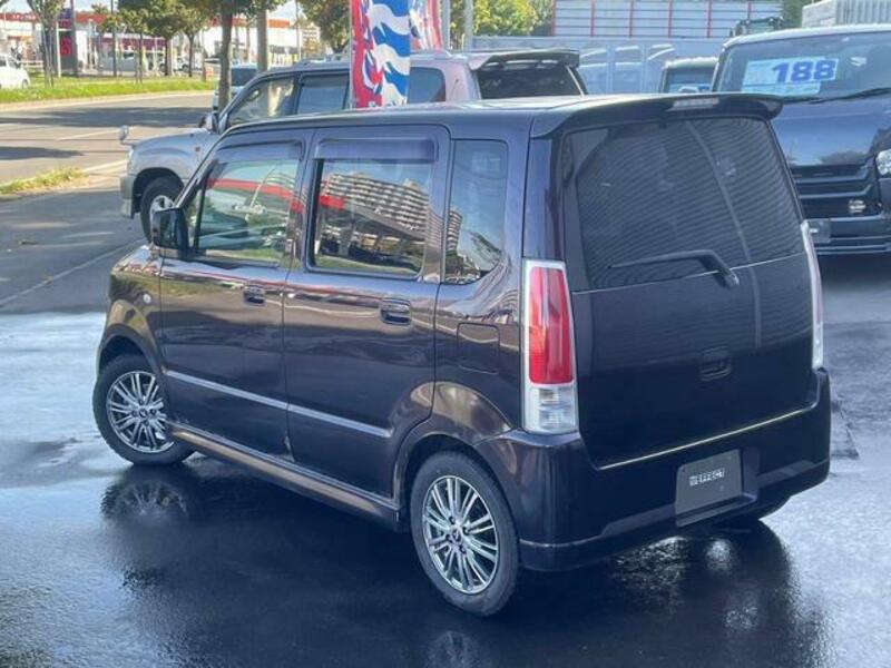 WAGON R