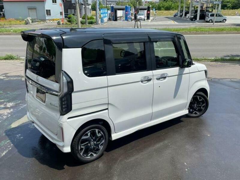 N BOX CUSTOM