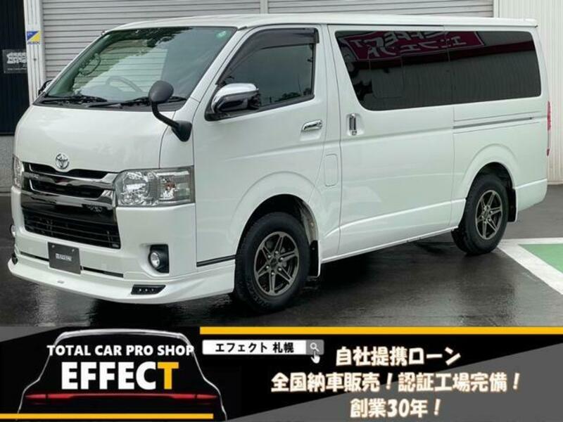 TOYOTA HIACE VAN