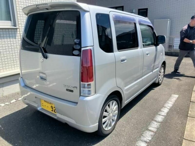 WAGON R