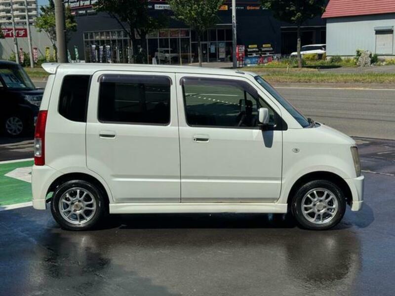 WAGON R