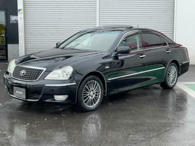 TOYOTA CROWN MAJESTA