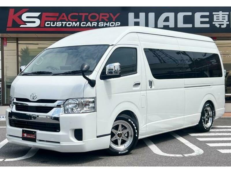 TOYOTA HIACE WAGON