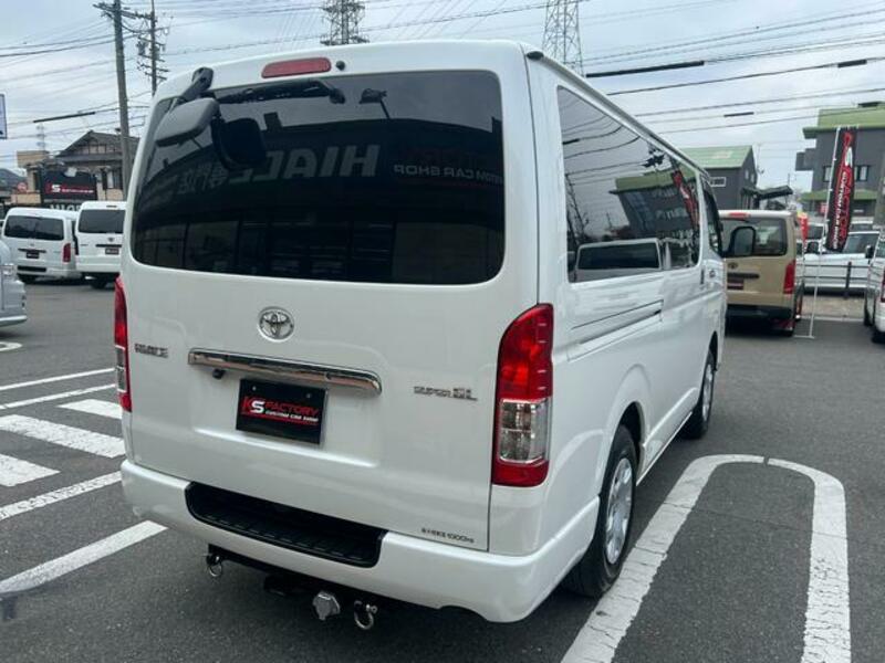 HIACE VAN