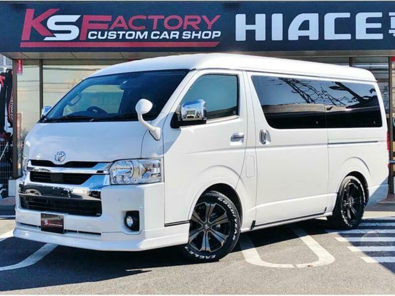TOYOTA HIACE WAGON