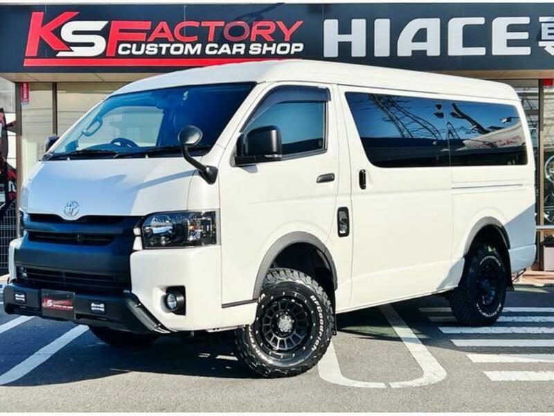 TOYOTA HIACE WAGON