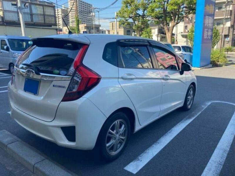 FIT HYBRID