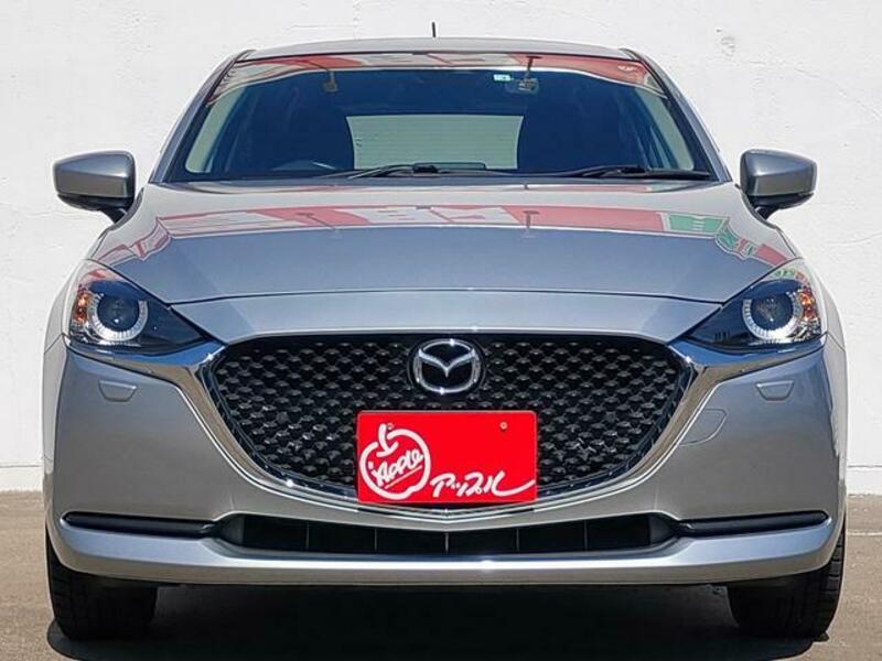 MAZDA2