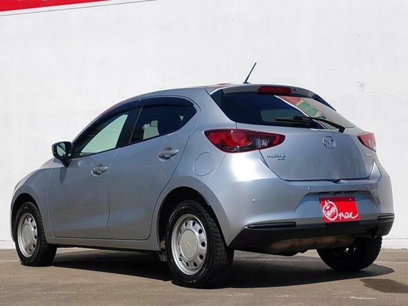 MAZDA2