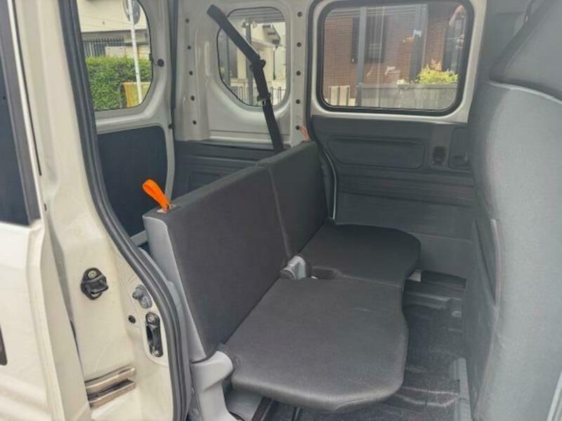 N-VAN