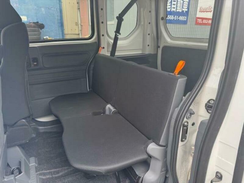 N-VAN