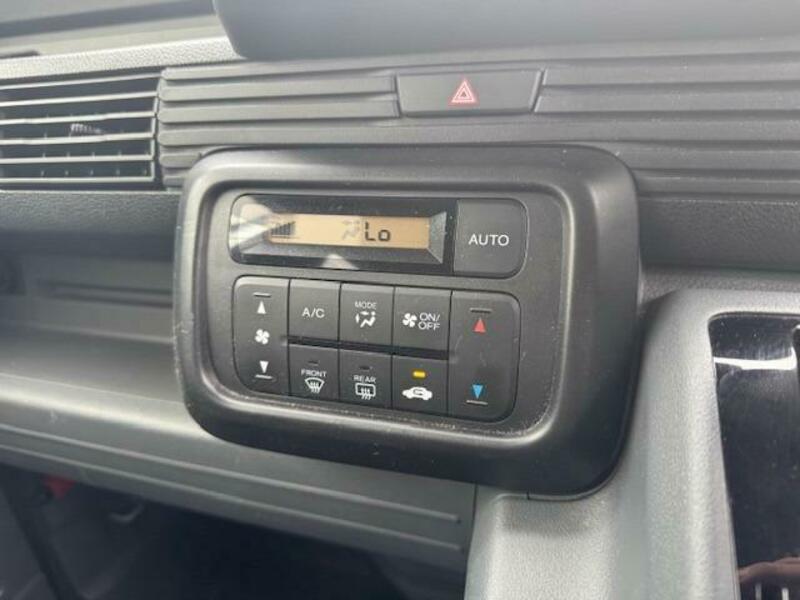 N-VAN