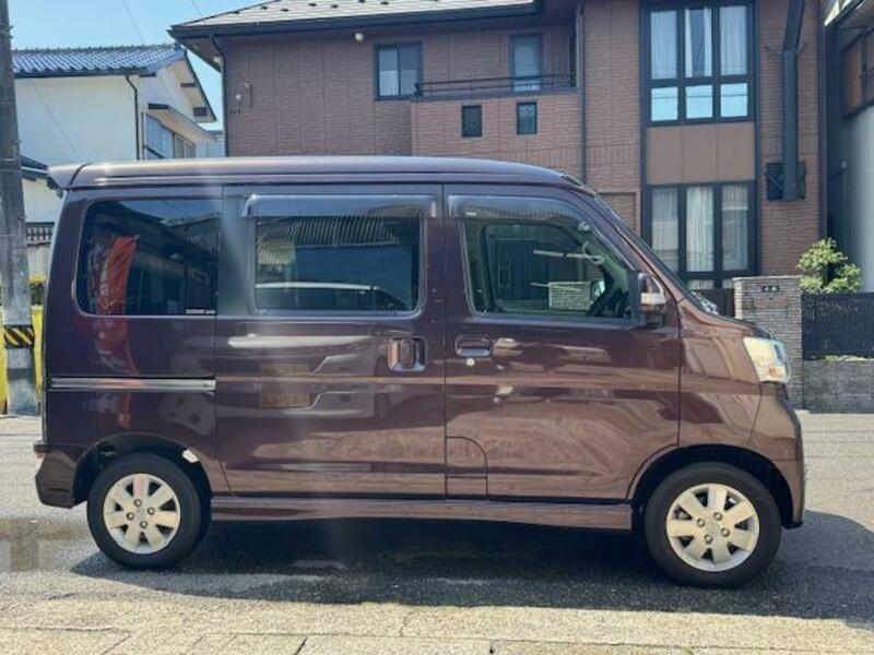 ATRAI WAGON