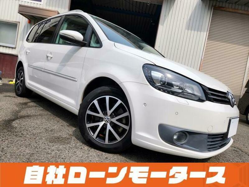 VOLKSWAGEN GOLF TOURAN