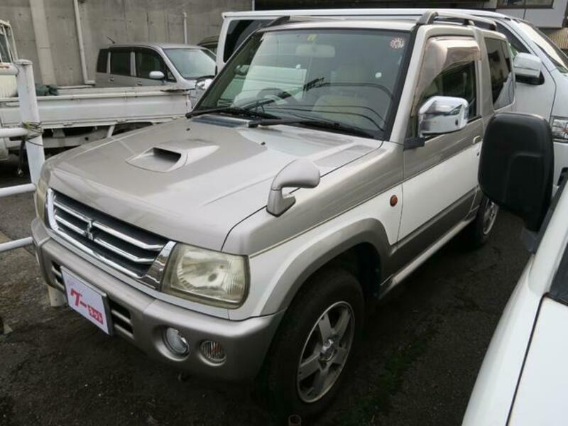 PAJERO MINI