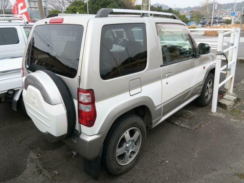 PAJERO MINI
