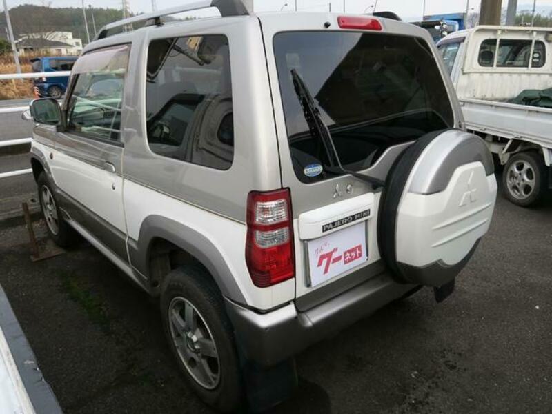 PAJERO MINI