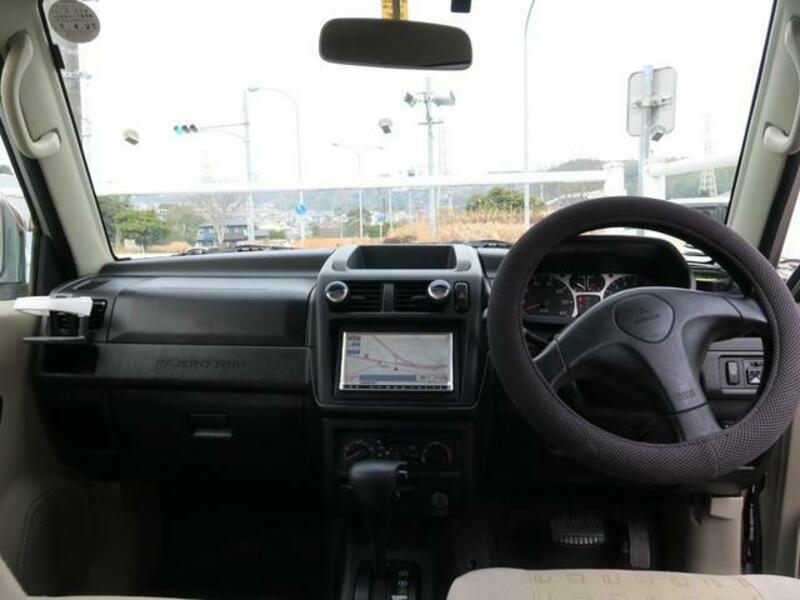 PAJERO MINI