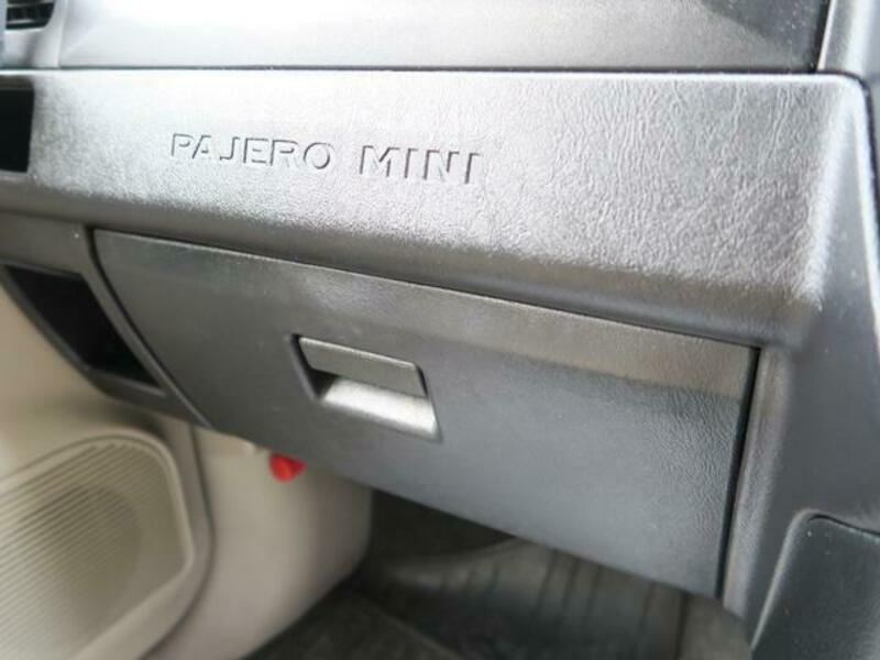 PAJERO MINI