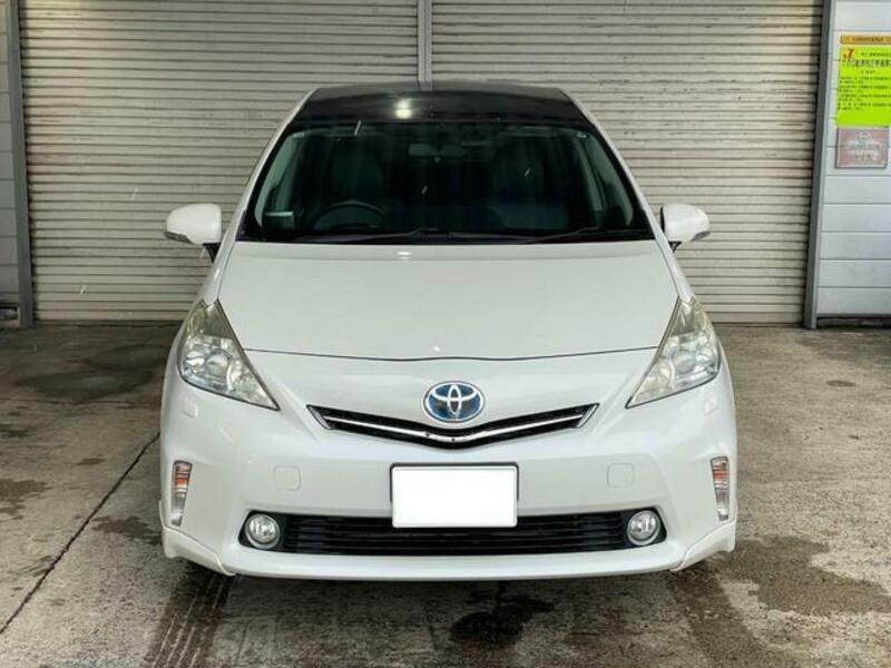 PRIUS ALPHA