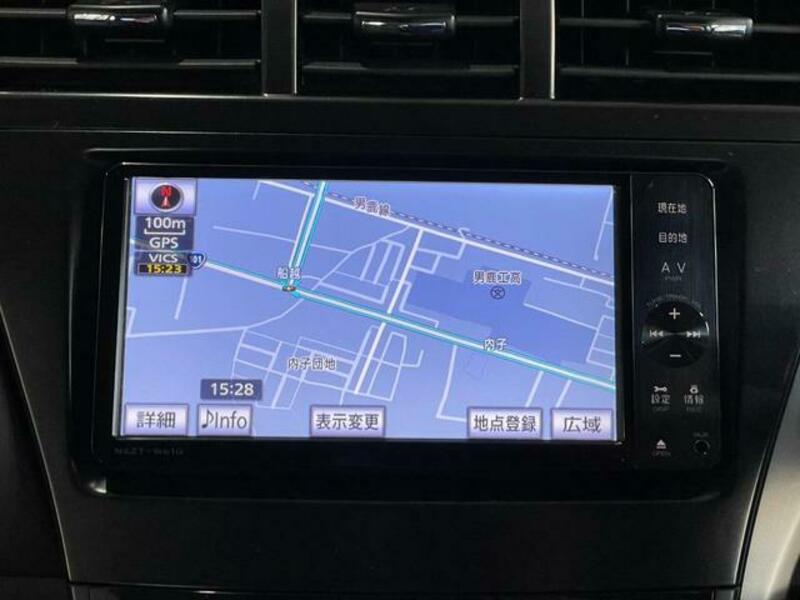 PRIUS ALPHA