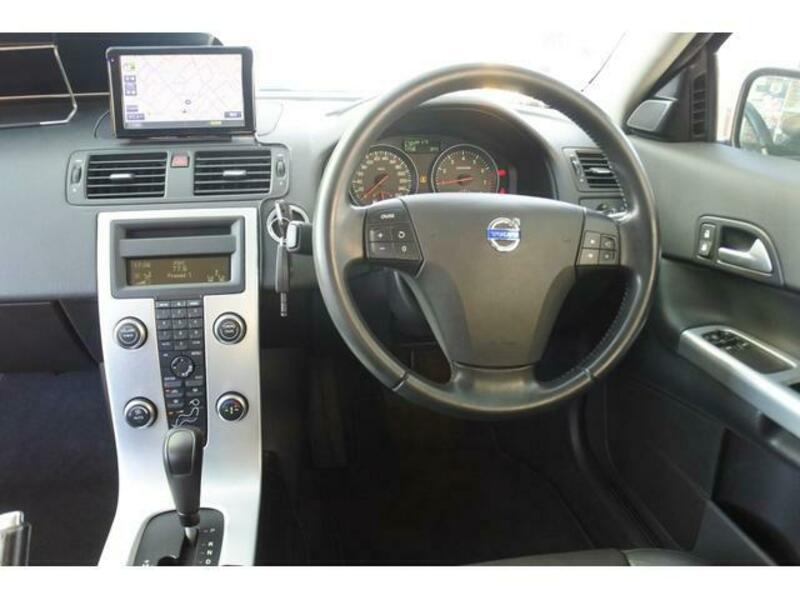 C30