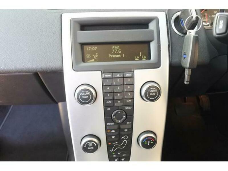 C30