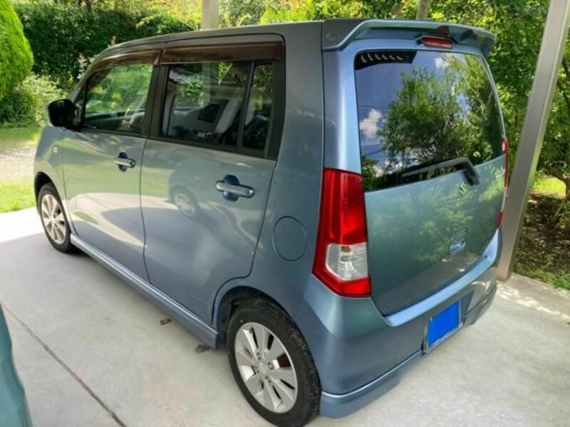 WAGON R