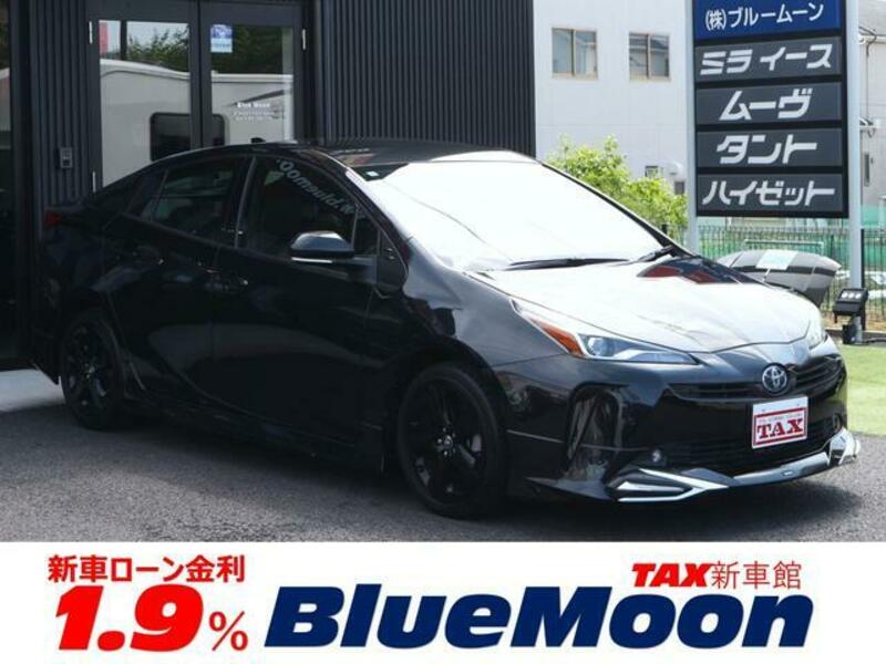 TOYOTA PRIUS