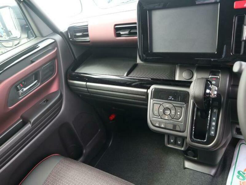 SPACIA CUSTOM