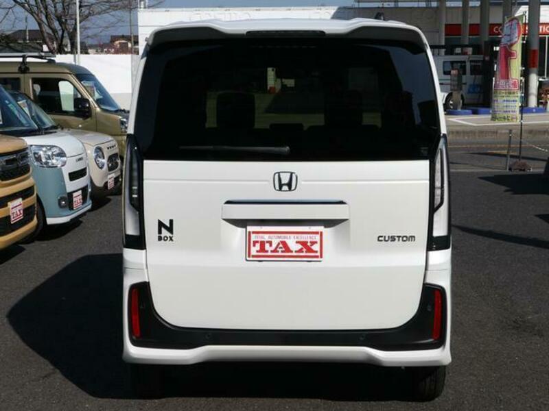 N BOX CUSTOM