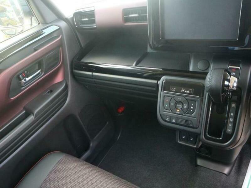 SPACIA CUSTOM
