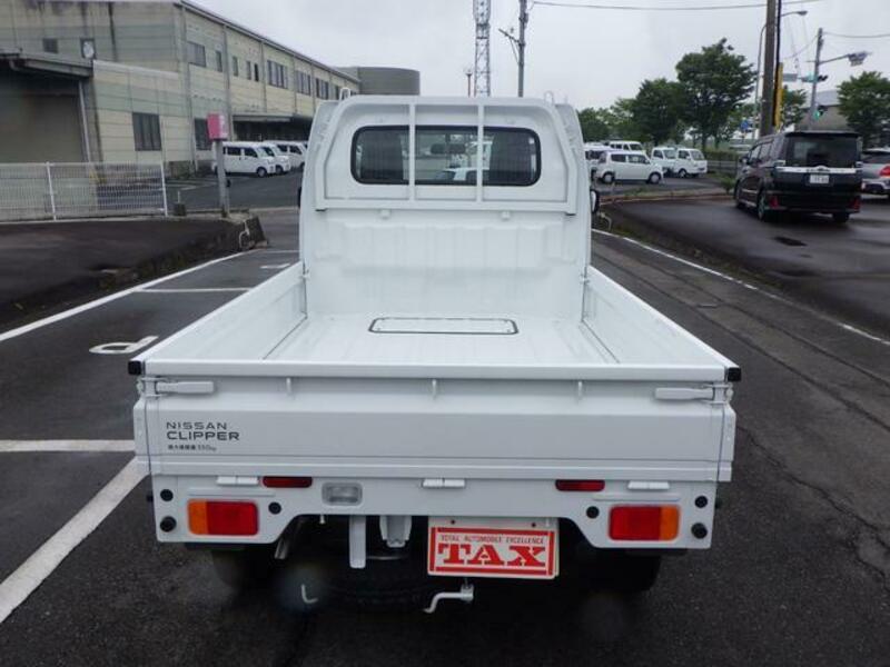 CLIPPER TRUCK
