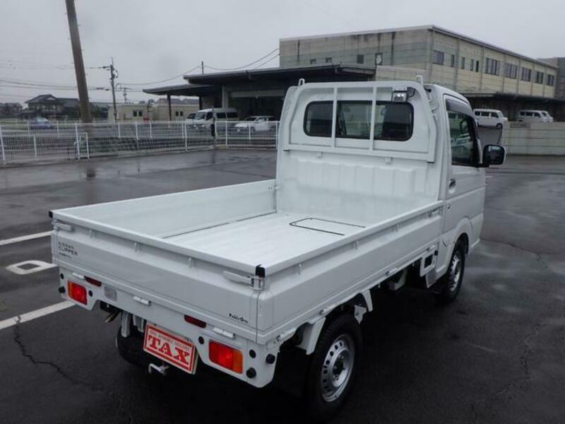 CLIPPER TRUCK