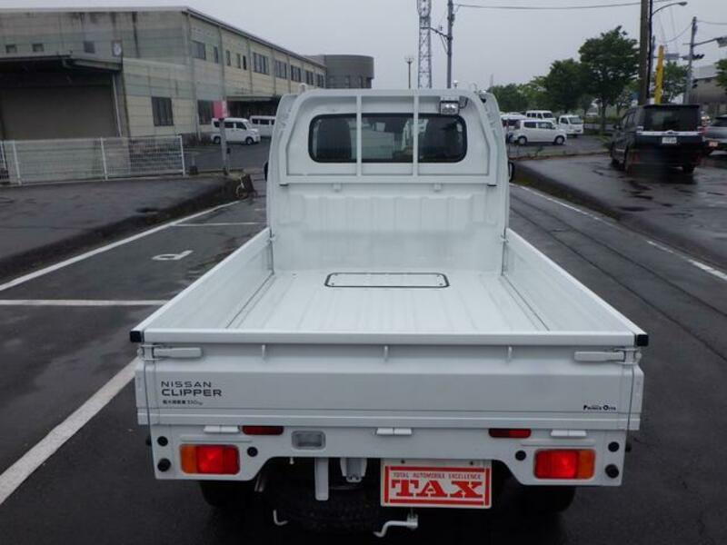 CLIPPER TRUCK