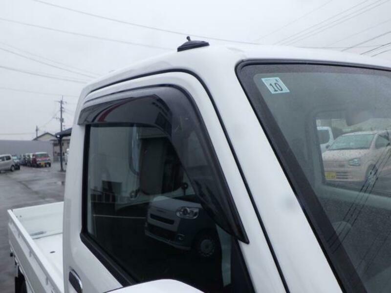 CLIPPER TRUCK