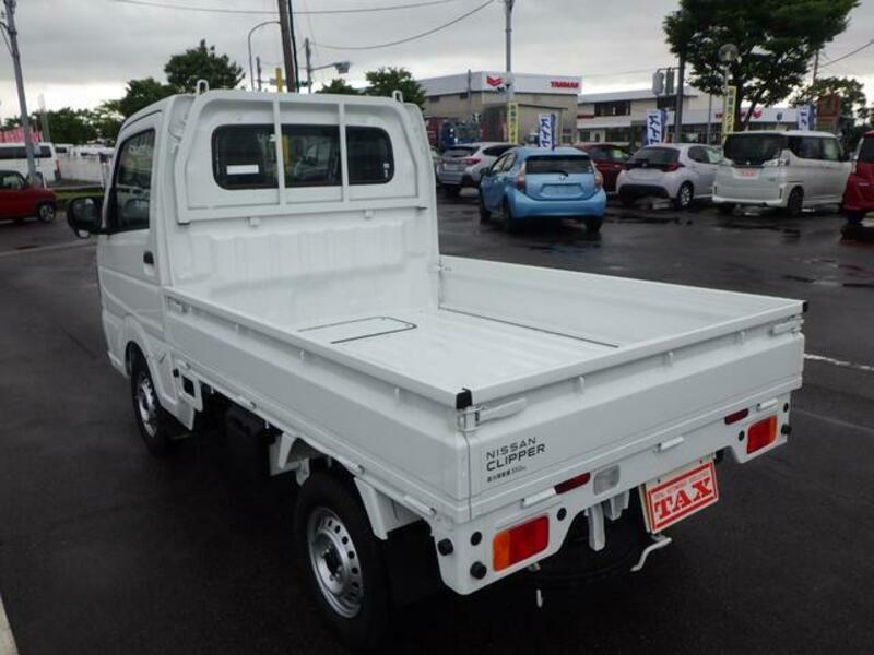 CLIPPER TRUCK