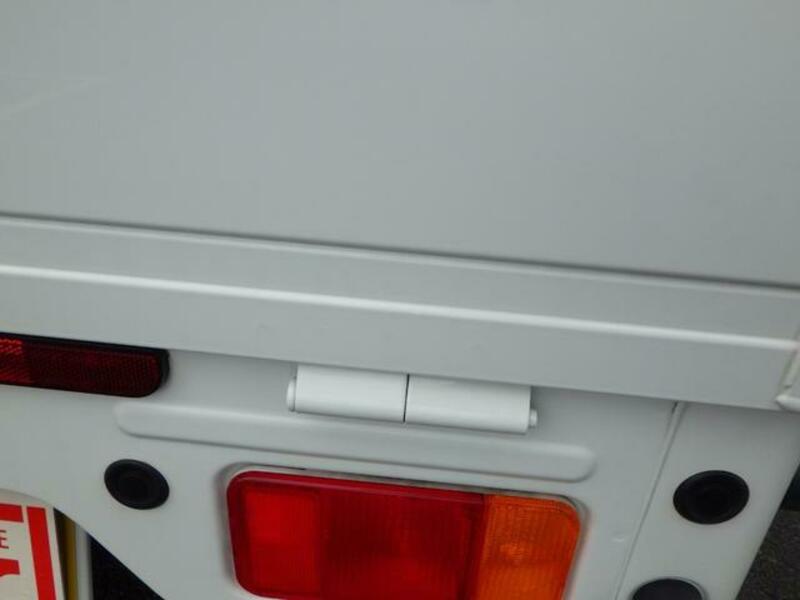CLIPPER TRUCK