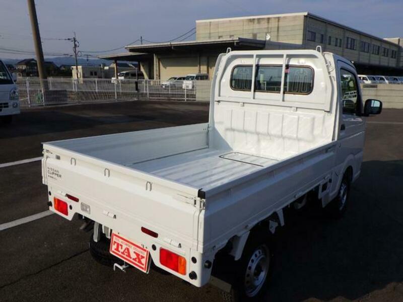 CLIPPER TRUCK