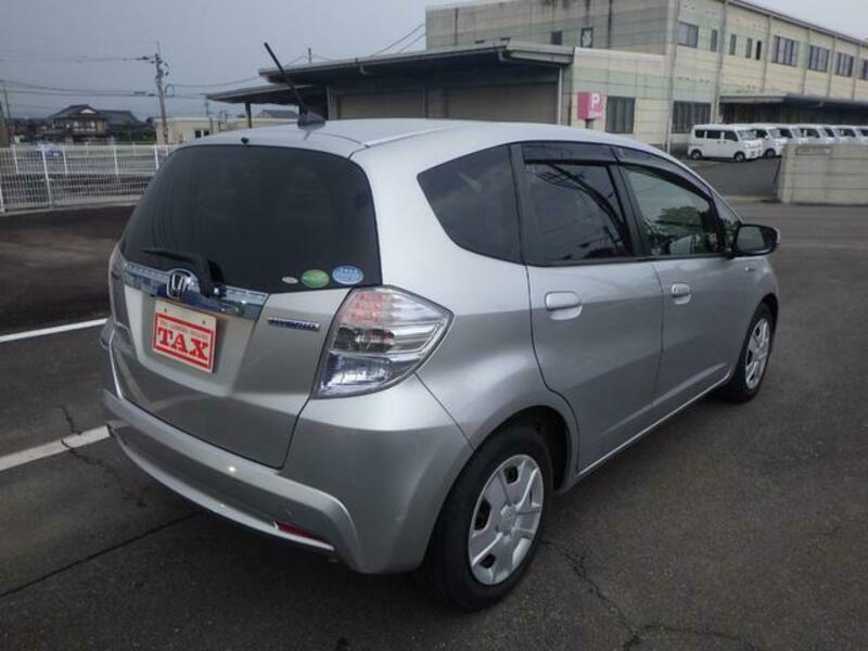 FIT HYBRID