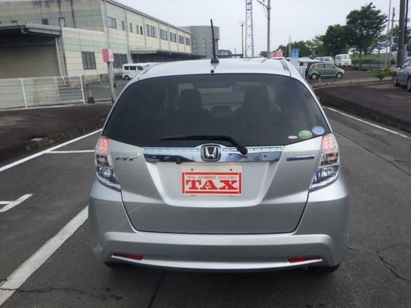 FIT HYBRID