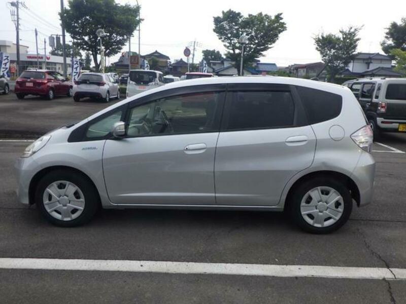 FIT HYBRID