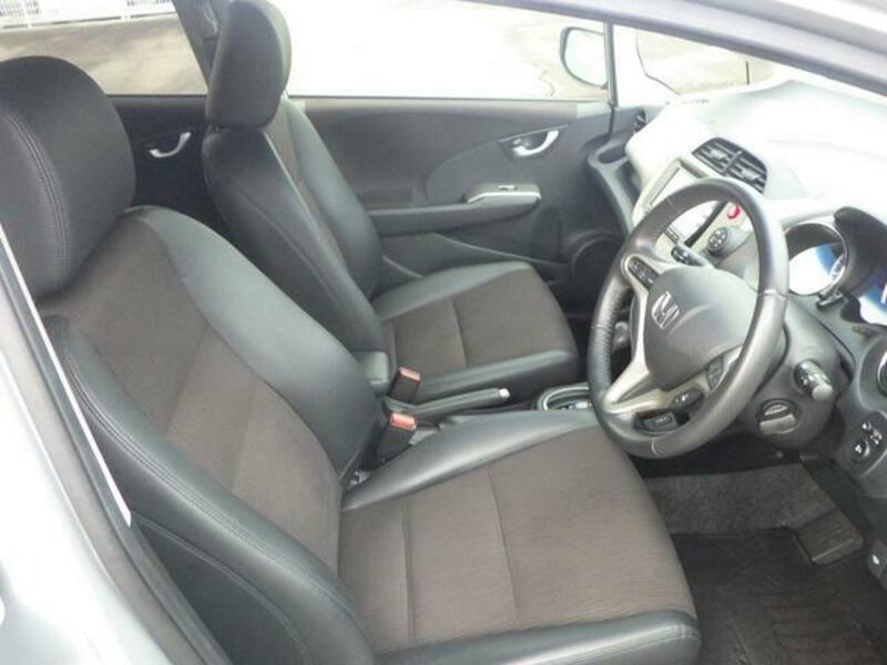 FIT HYBRID