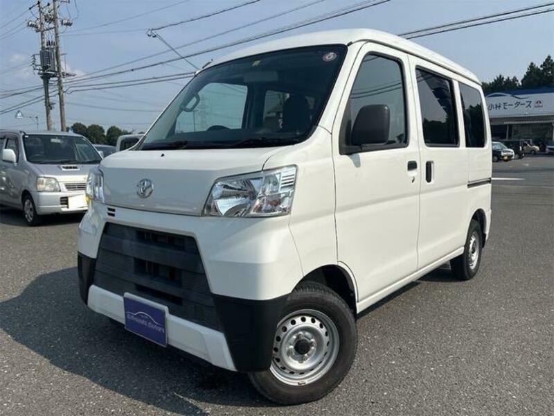 TOYOTA PIXIS VAN