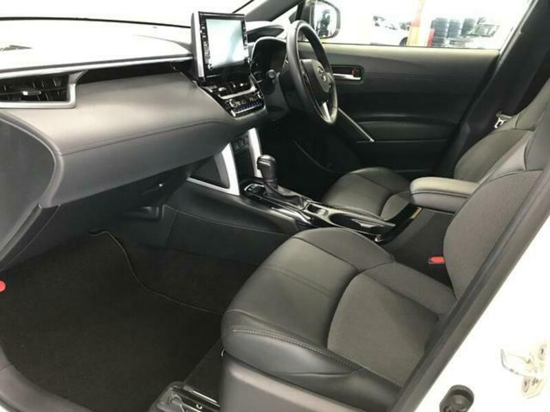 COROLLA CROSS