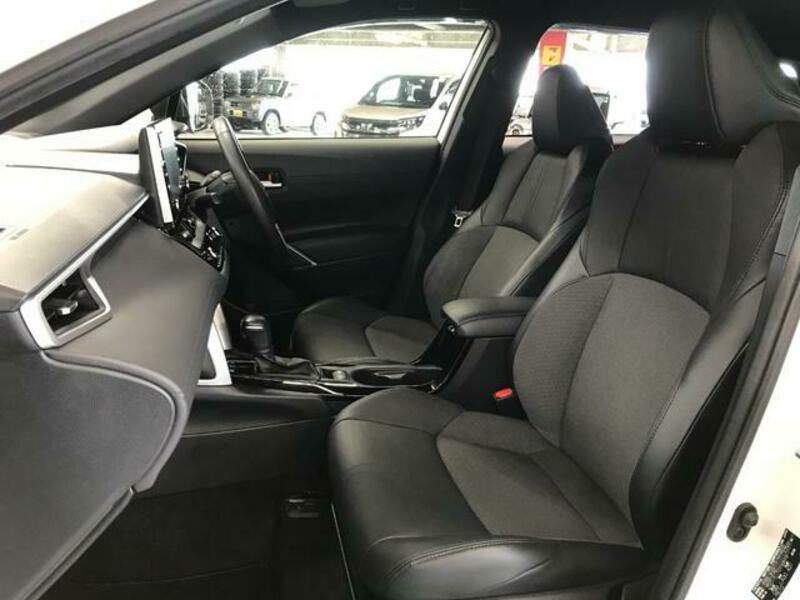 COROLLA CROSS